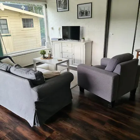 Σαλέ Bungalow 212